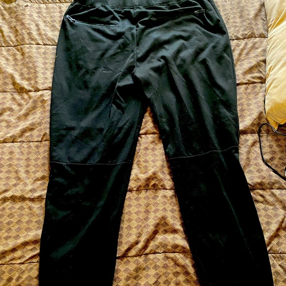 Black Cozy Joggers (No Drawstring) - Picture 2 of 2